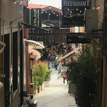 Appartement Grand Rue Piétonne Ajaccio (Corsica)